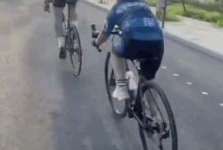 骑行吃瓜最新事件爆料,揭秘网络热议背后的真相与争议